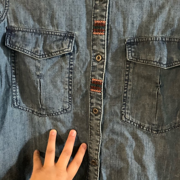 Embroidered Roxy Denim Beachy shirt - Picture 4 of 6